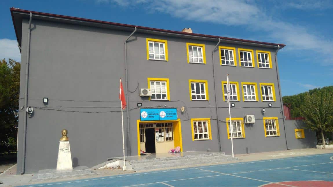 Yeniköy Atatürk Ortaokulu Fotoğrafı